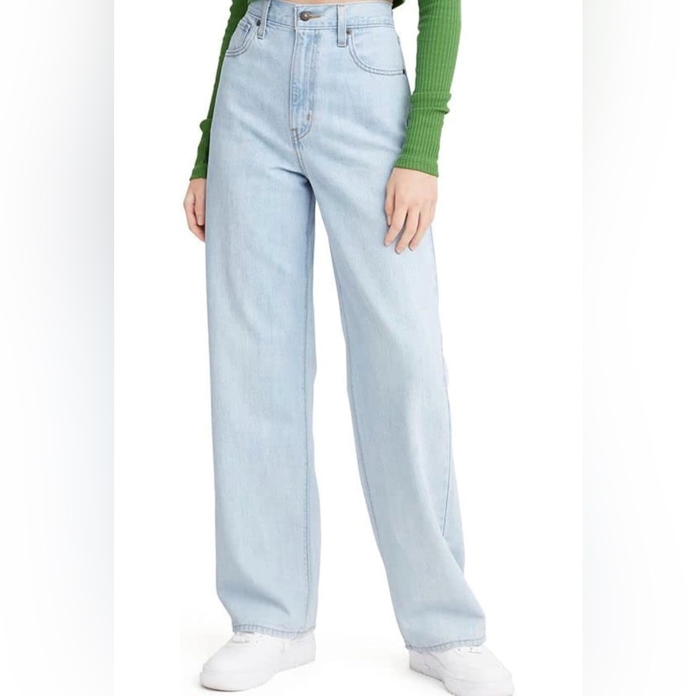 Levi’s high waisted straight jeans